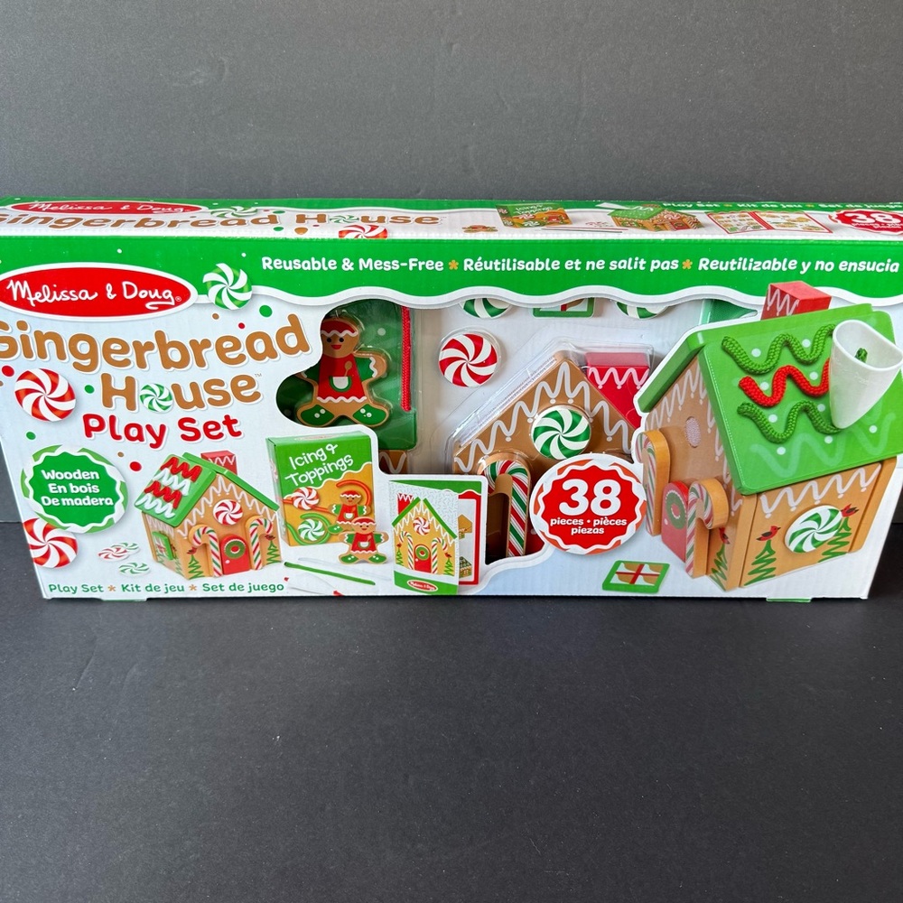 Melissa & Doug Gingerbread House Play Set NEW IN BOX